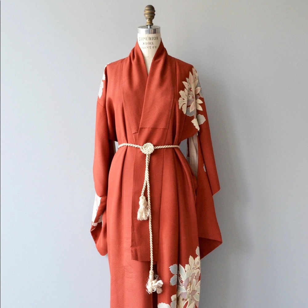 VTG Silk Kimono Robe - Picture 3 of 12